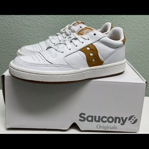 Saucony jazz original men’s jazz court sneakers white/ yellow orange size 3.5
